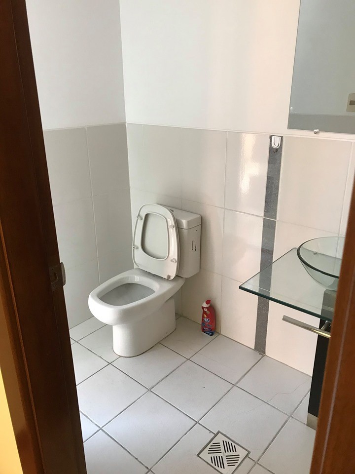 Oficina en VentaEdificio Vitruvio II; Piso 2. Calle 9, 7979 Esq. Sanchez Bustamante (Calacoto) 1 dormitorios 1 baños 1 parqueos Foto 7