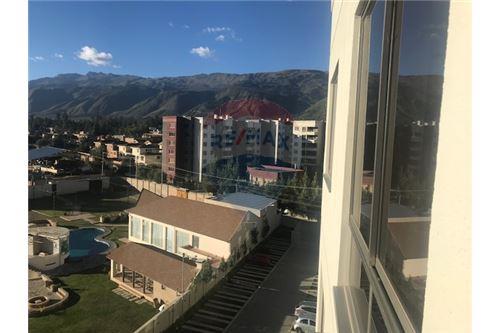 Departamento en Condebamba en Cochabamba 6 dormitorios 2 baños 1 parqueos Foto 7