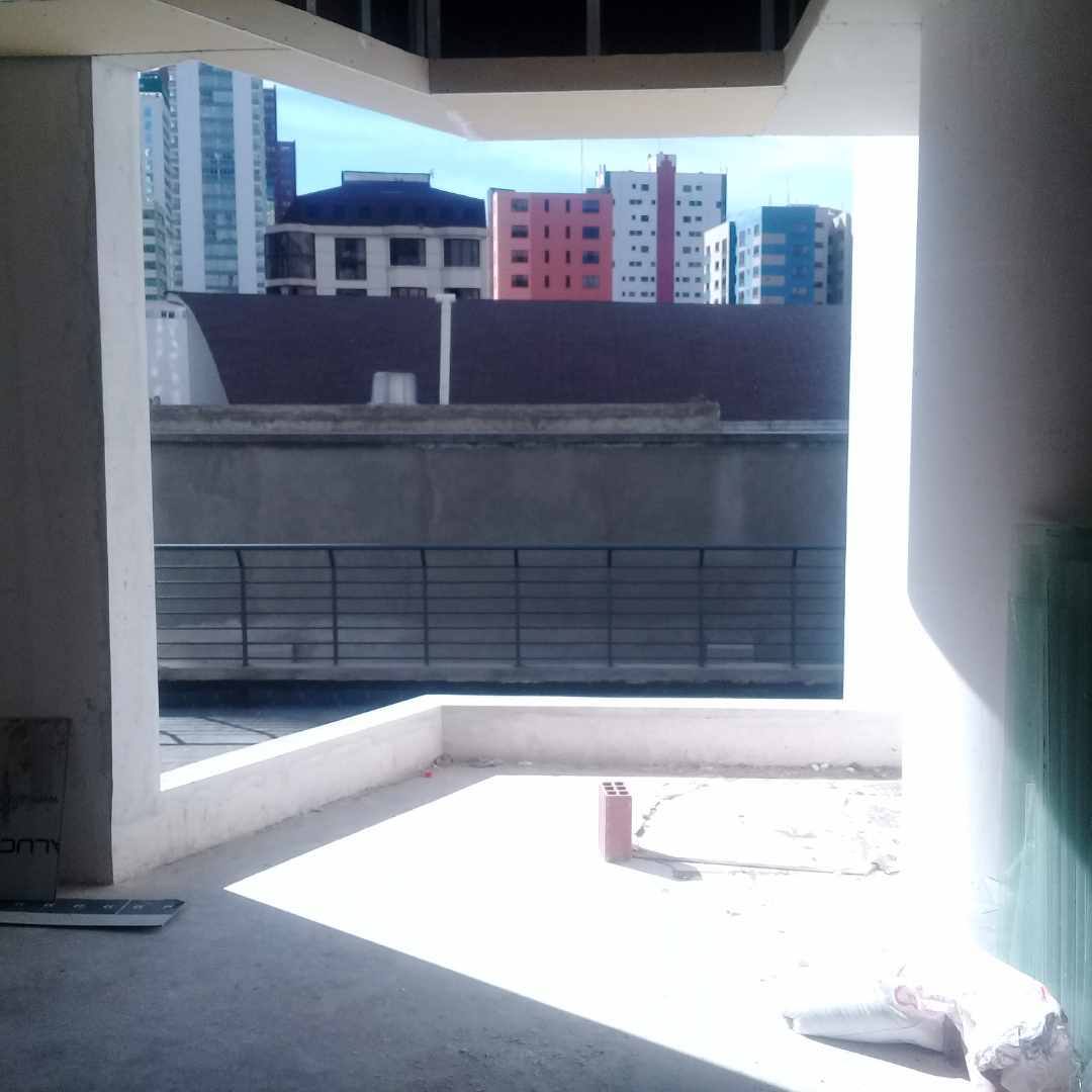 Oficina en Sopocachi en La Paz 3 dormitorios 2 baños  Foto 1