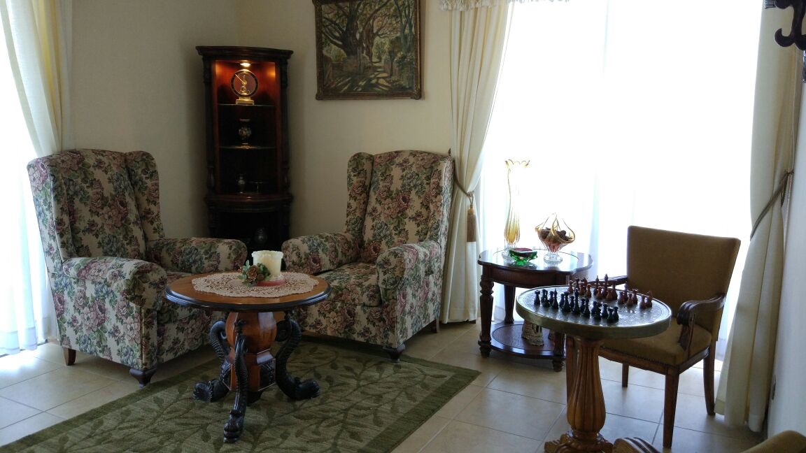 Casa en Villa Taquiña en Cochabamba 4 dormitorios 4 baños 4 parqueos Foto 6