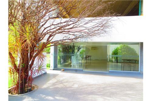 Departamento en VentaAv. Roca y Coronado Condominio Curupaú III  2 baños 1 parqueos Foto 4