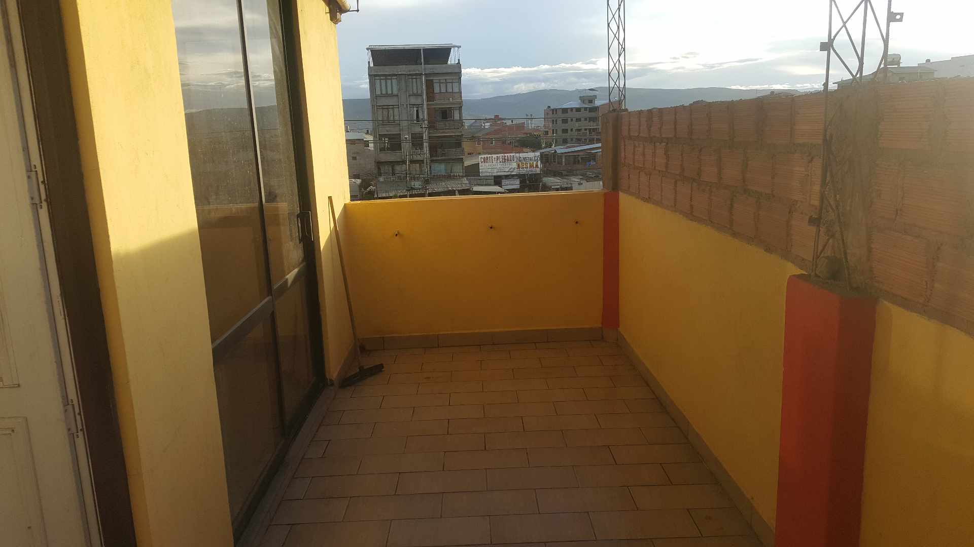 Departamento en Sarco en Cochabamba 3 dormitorios 2 baños 1 parqueos Foto 13