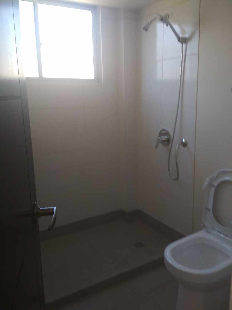 Departamento en Irpavi en La Paz 3 dormitorios 4 baños 1 parqueos Foto 3