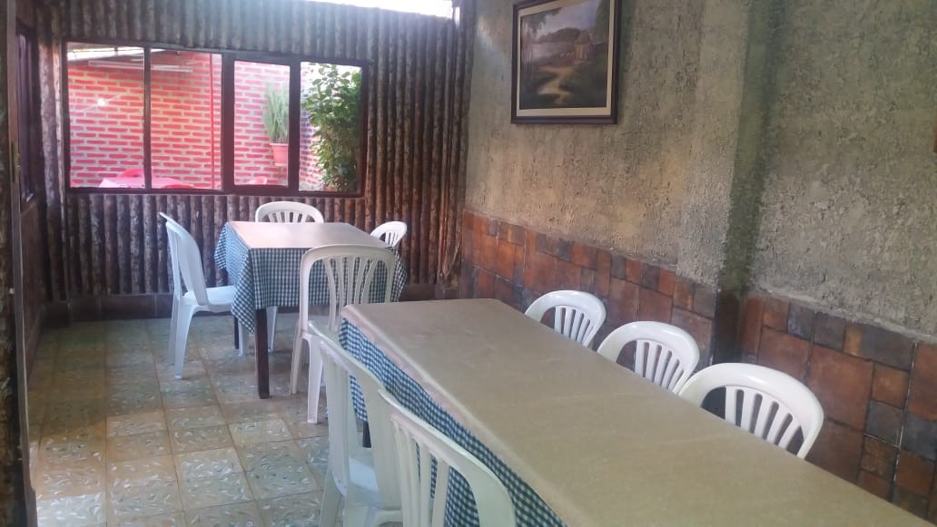 Casa en Sucre en Sucre 4 dormitorios 5 baños 2 parqueos Foto 8