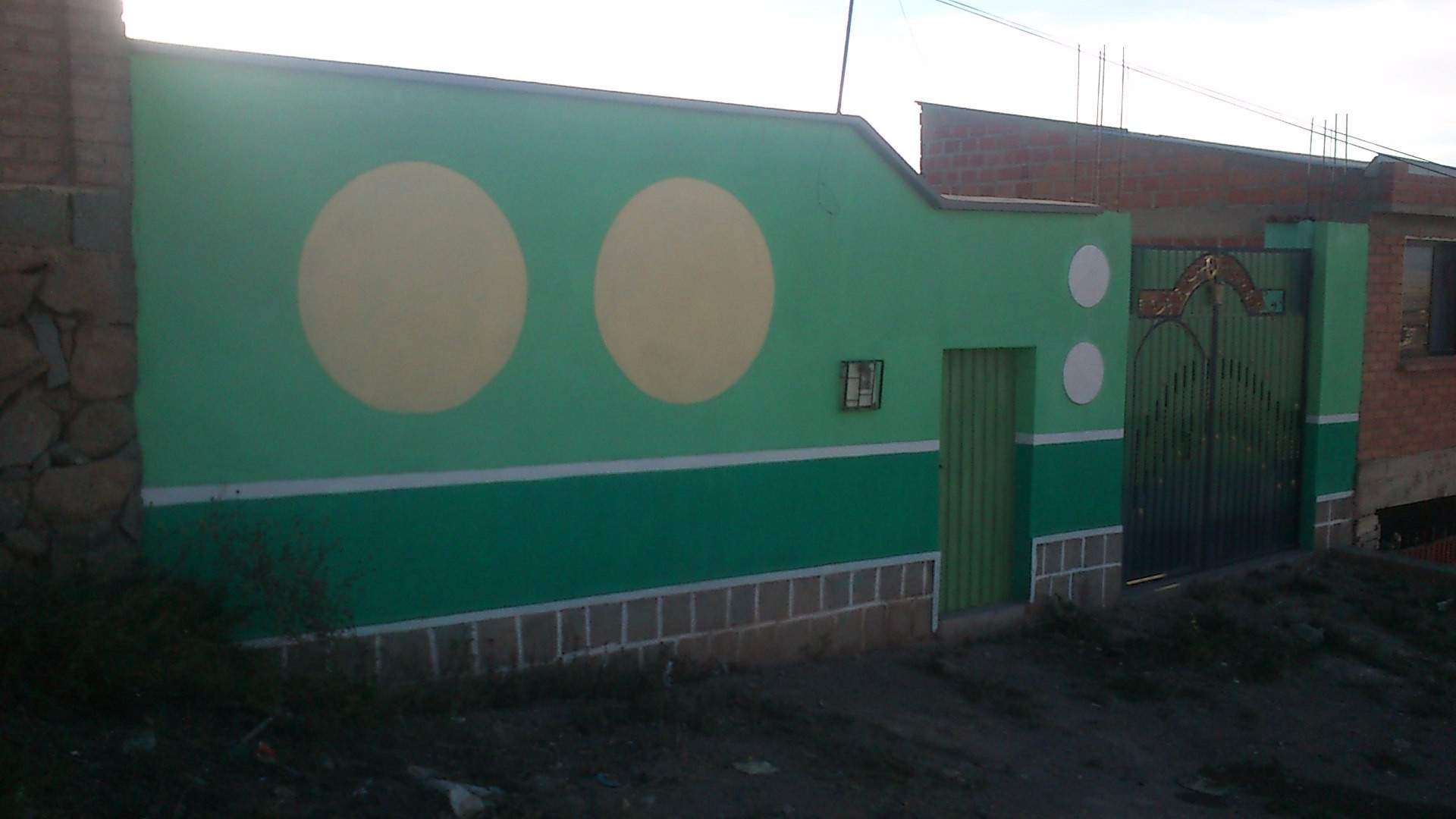 Casa en Oruro en Oruro 3 dormitorios 1 baños 4 parqueos Foto 5