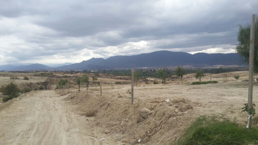 Terreno en 4 de Julio en Tarija    Foto 3