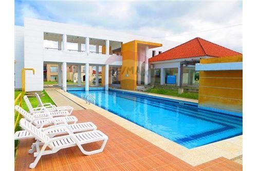 Casa en Urubó en Santa Cruz de la Sierra 5 dormitorios 5 baños 3 parqueos Foto 9