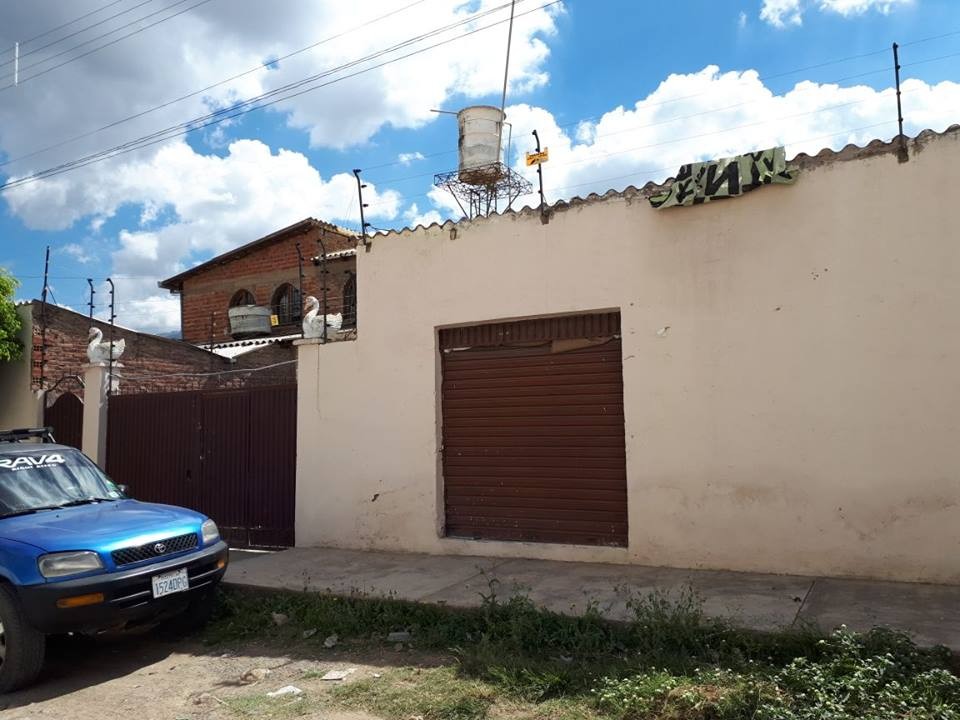 Casa en Ushpa Ushpa en Cochabamba 7 dormitorios 2 baños 2 parqueos Foto 1