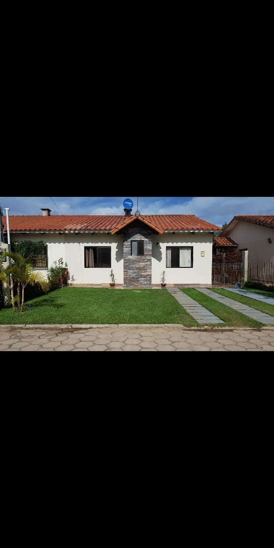 Casa Hermosa casa en anticrético o venta. Zona Norte urbanización Valle Sanchez Condominio Pirai Foto 1