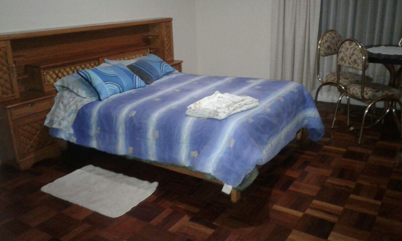 Departamento en San Jorge en La Paz 3 dormitorios 3 baños 1 parqueos Foto 5