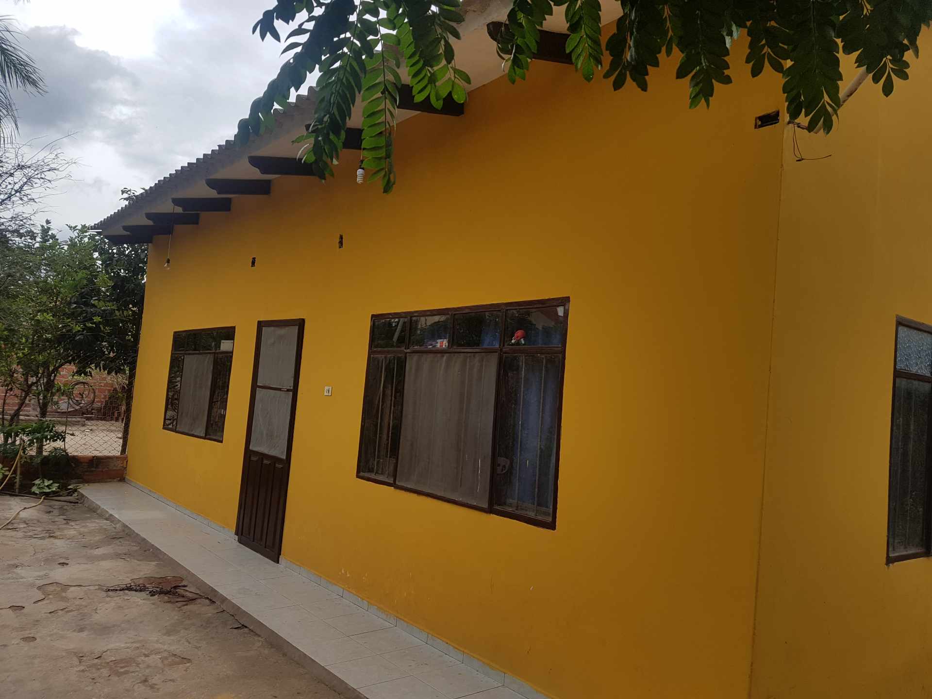 Casa en Entre 6to y 7mo anillo Norte en Santa Cruz de la Sierra 2 dormitorios 1 baños 2 parqueos Foto 2