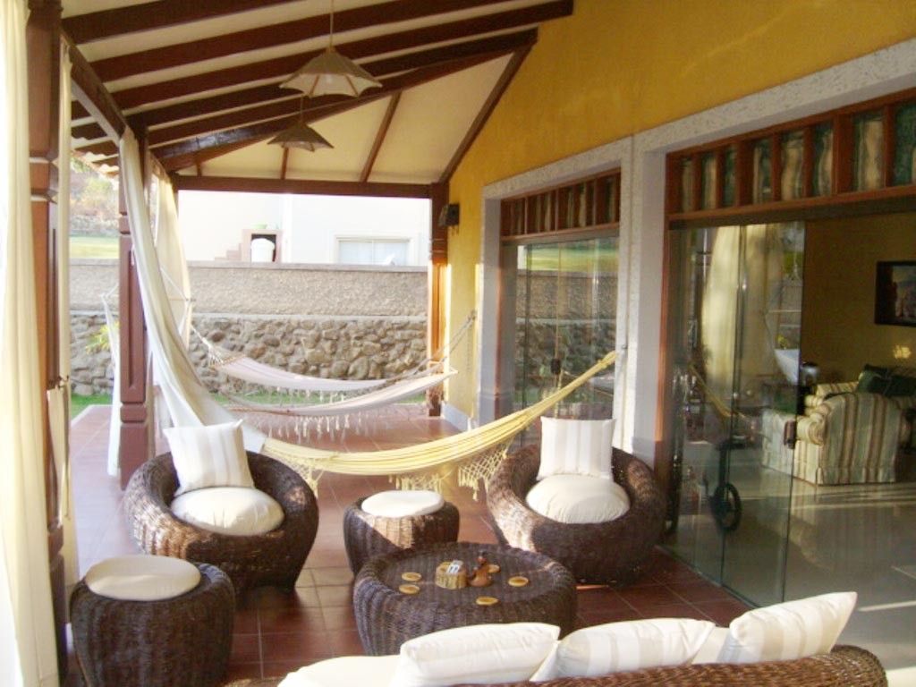 Casa en Villa Taquiña en Cochabamba 4 dormitorios 5 baños 2 parqueos Foto 4