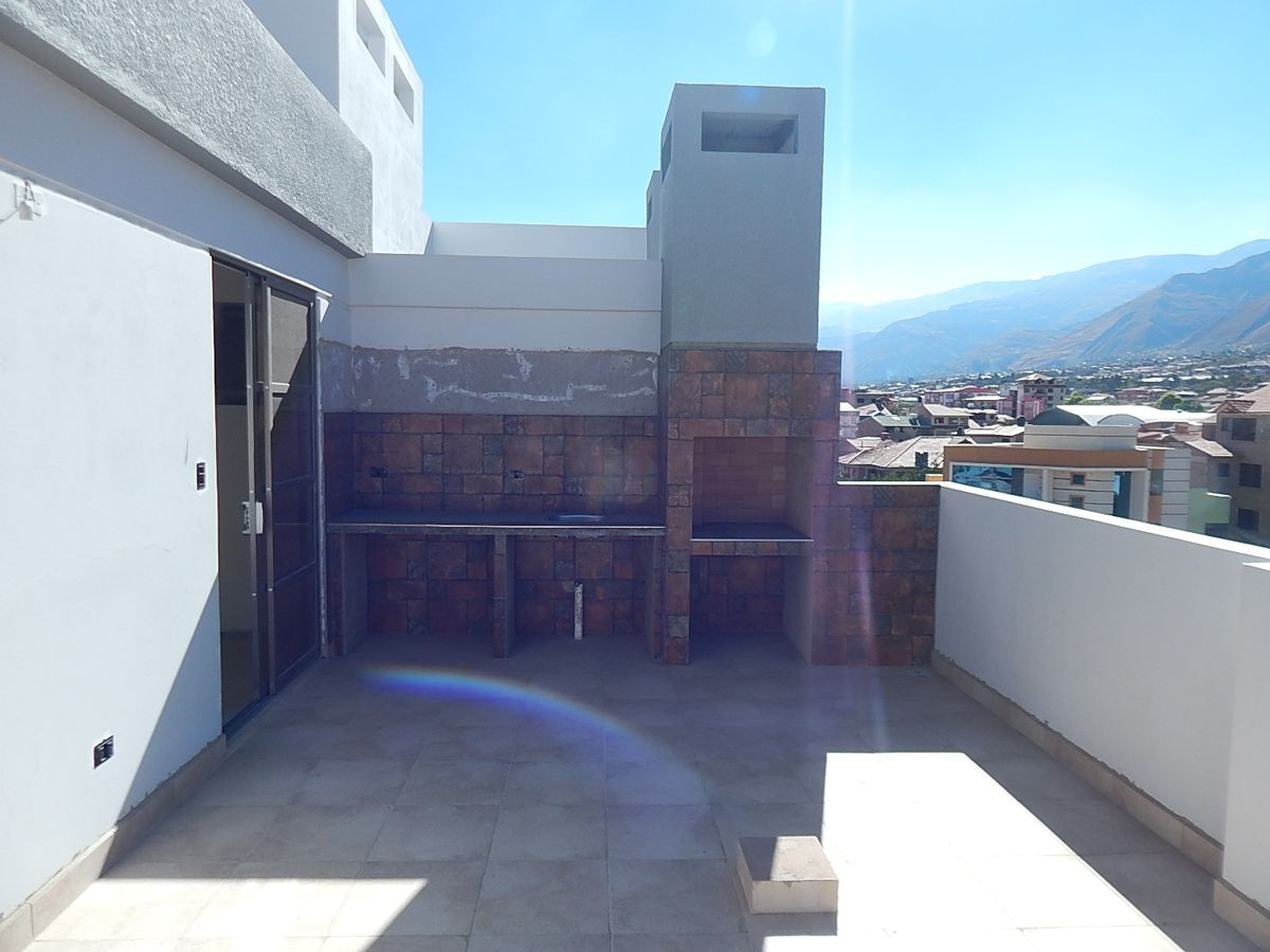 Departamento en Condebamba en Cochabamba 3 dormitorios 3 baños 1 parqueos Foto 6