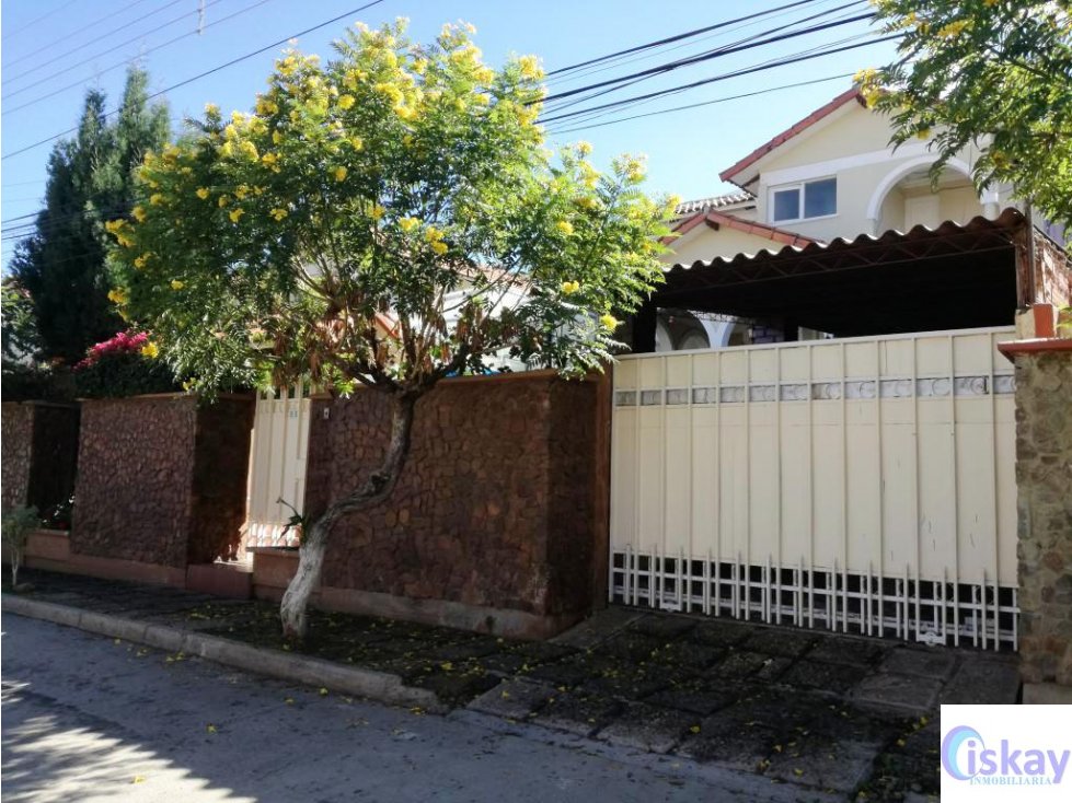 Casa en Pacata en Cochabamba 4 dormitorios 3 baños 2 parqueos Foto 12