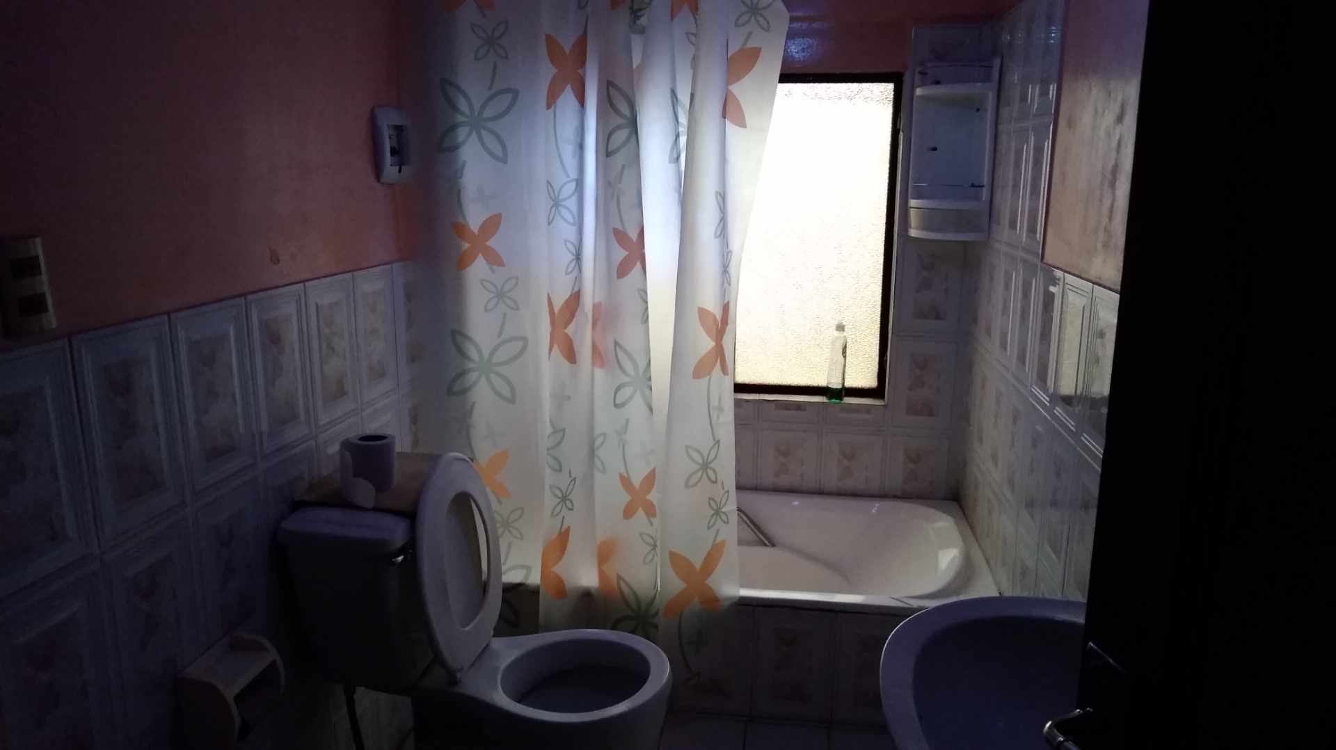 Casa en 16 de Julio en El Alto 3 dormitorios 2 baños 2 parqueos Foto 2