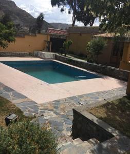 Casa en Mallasa en La Paz 4 dormitorios 5 baños 6 parqueos Foto 1