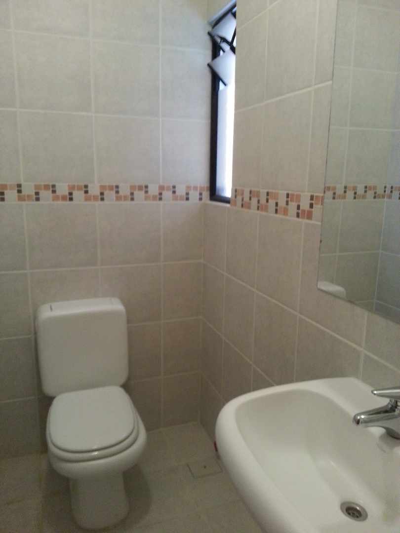 Departamento en AlquilerAchumani Calle 32 Edificio Los Geranios Foto 18