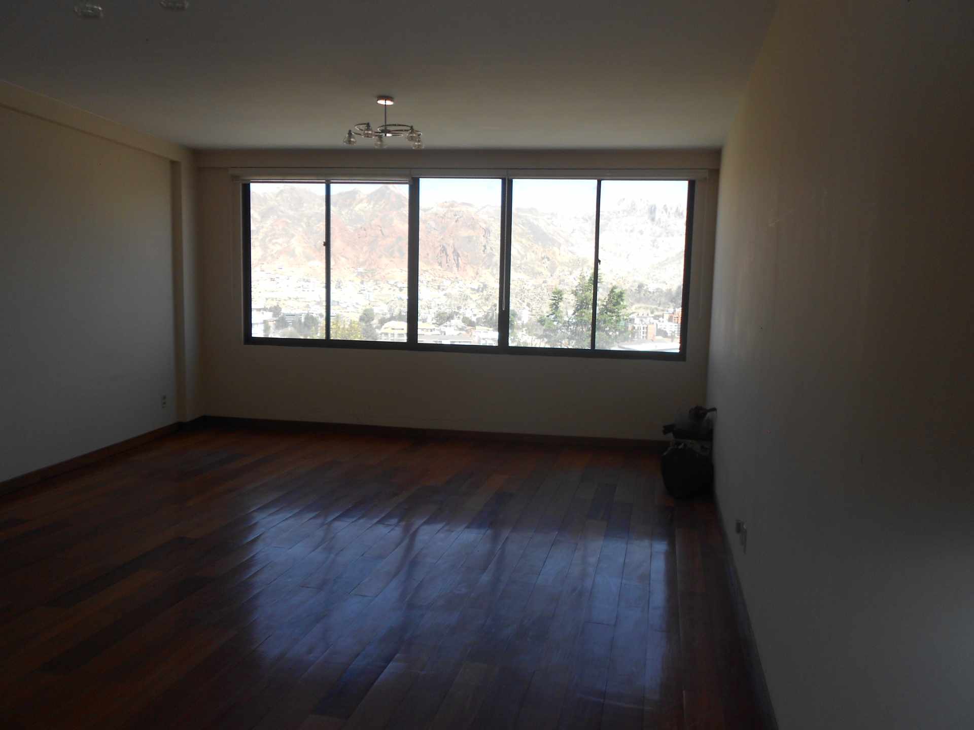 Oficina en San Miguel en La Paz 2 dormitorios 1 baños  Foto 6