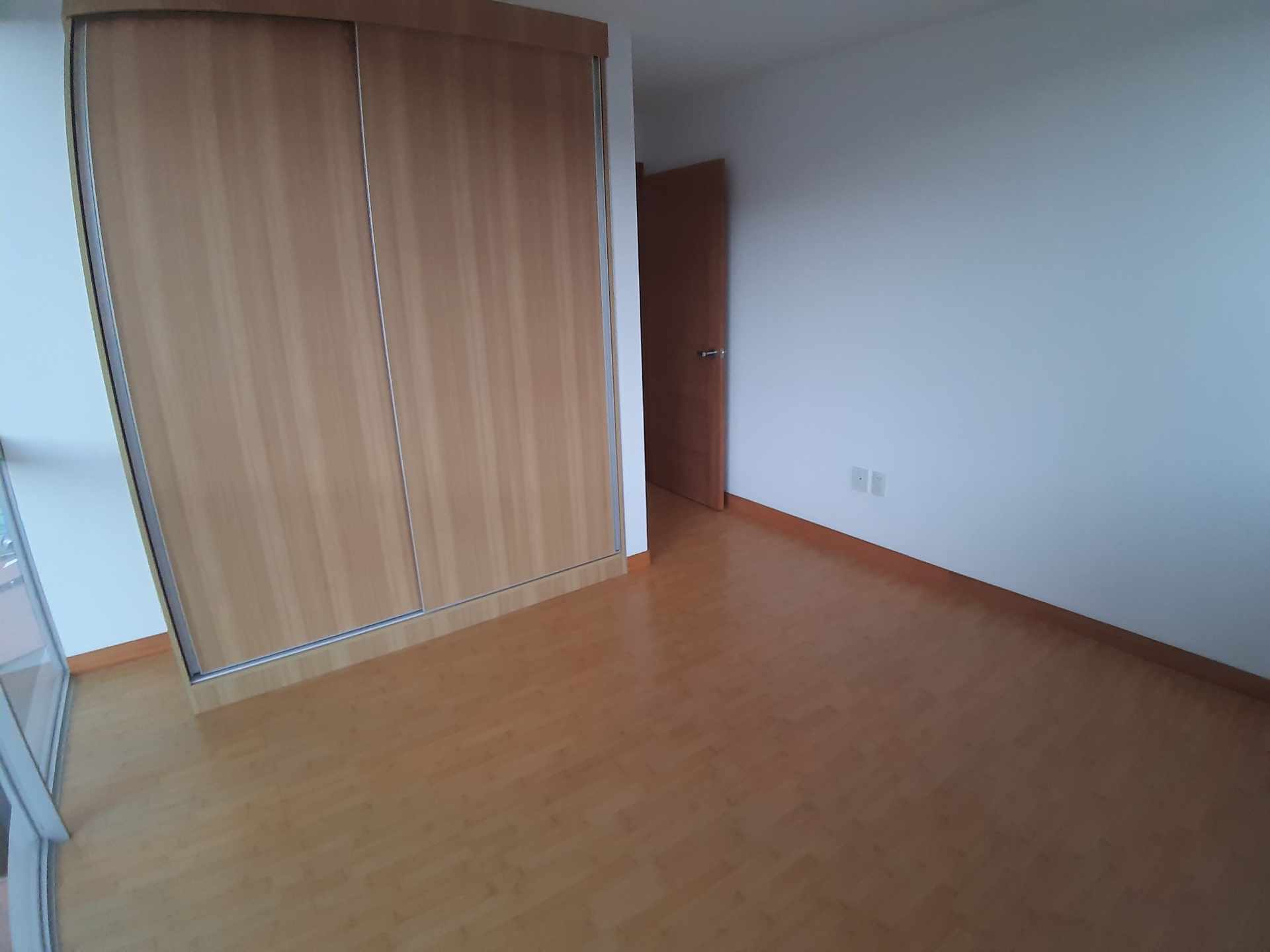 En Alquiler a $us 500 Foto 2