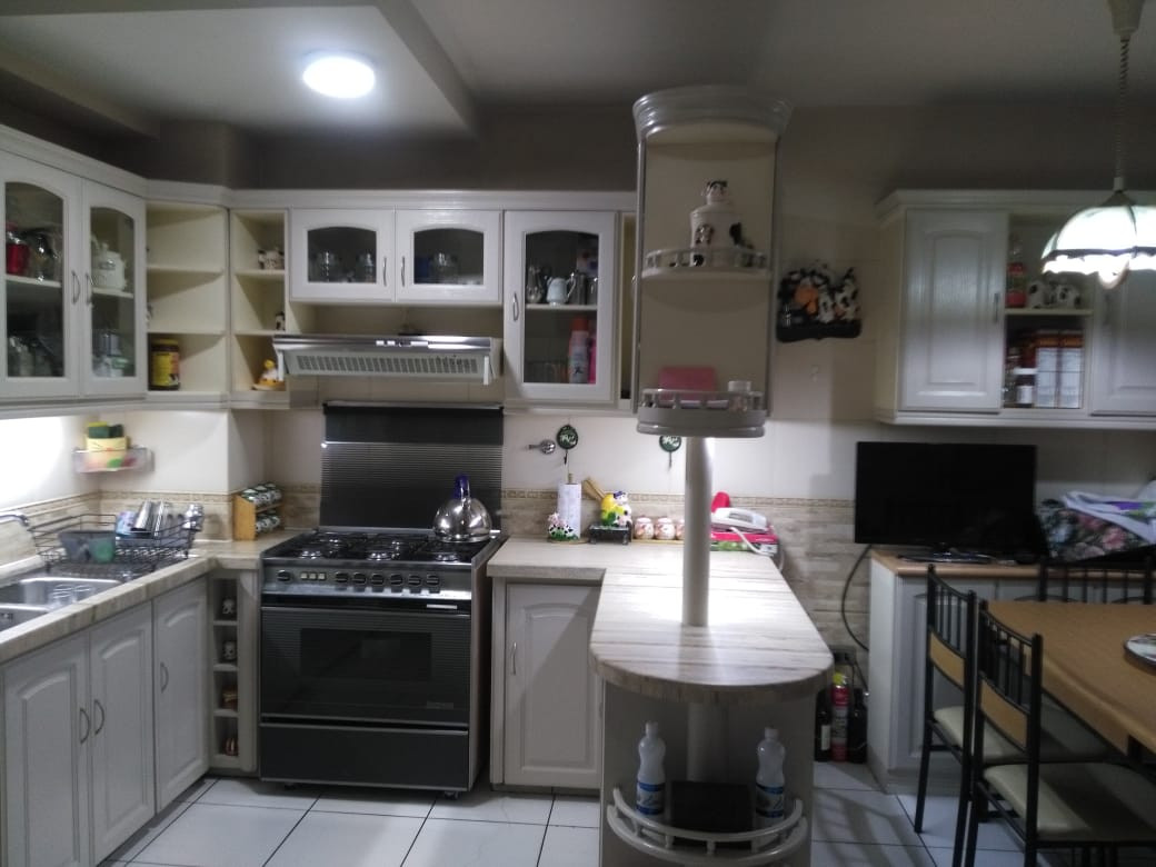 Departamento $us.- 149000.- PRECIOSO DEPARTAMENTO EDIFICIO TITAN – AV. AMERICA OESTE Superficie: 187 m2. ACABADOS DE LUJO 657-18189  Foto 16