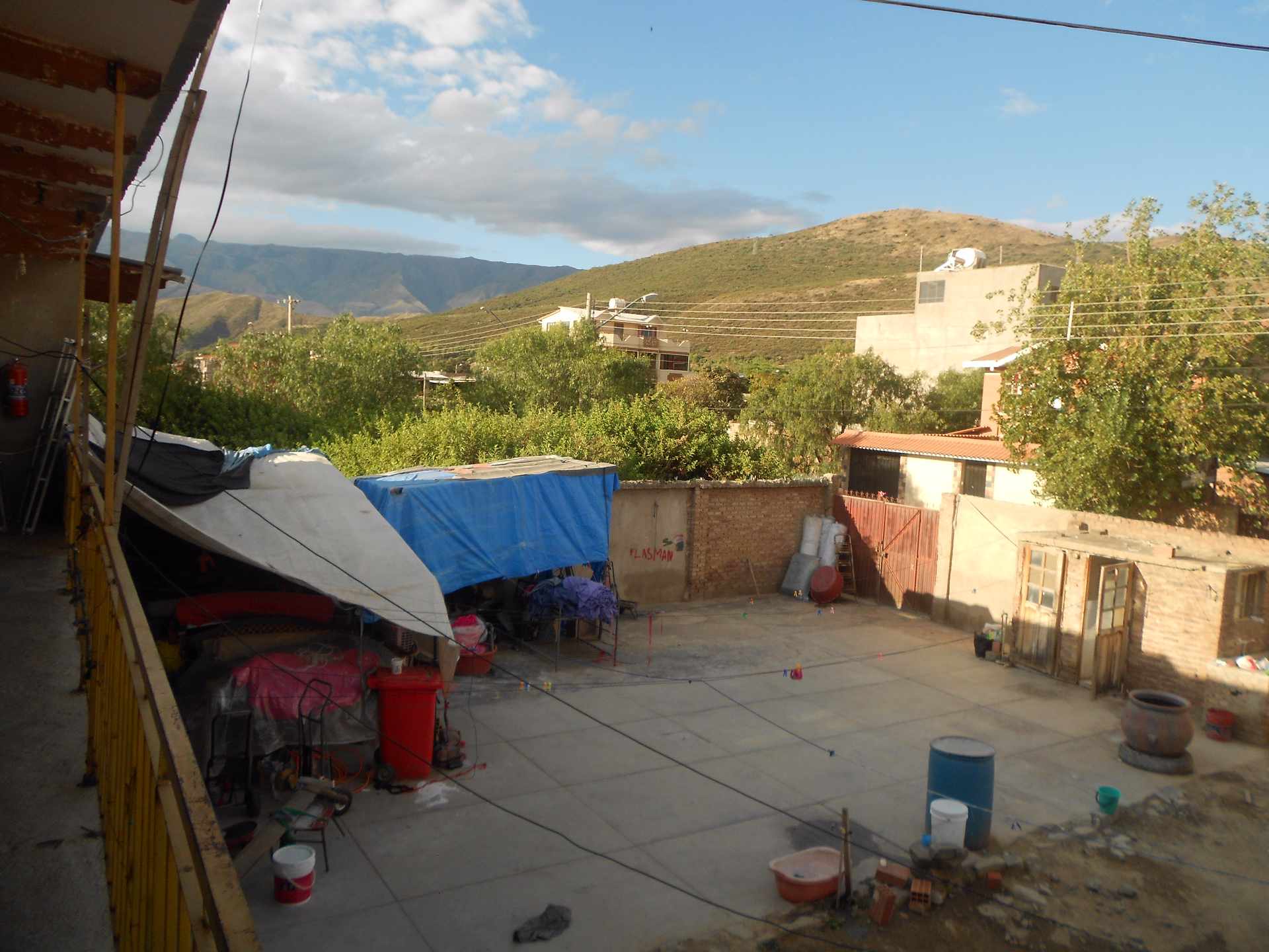 Casa en Alalay en Cochabamba 6 dormitorios 4 baños 6 parqueos Foto 7