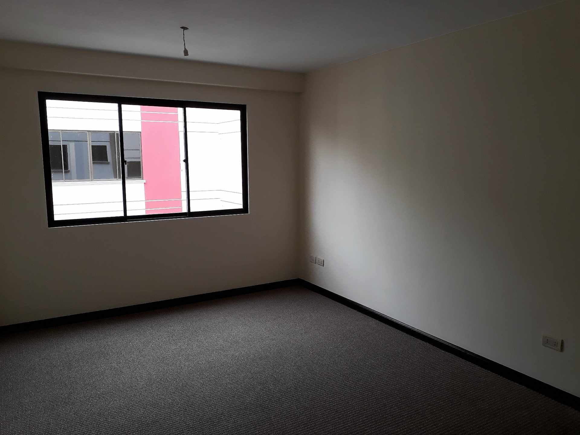 Departamento en VentaCalle 31 de Achumani, Condominio Claveles del Sur Foto 7