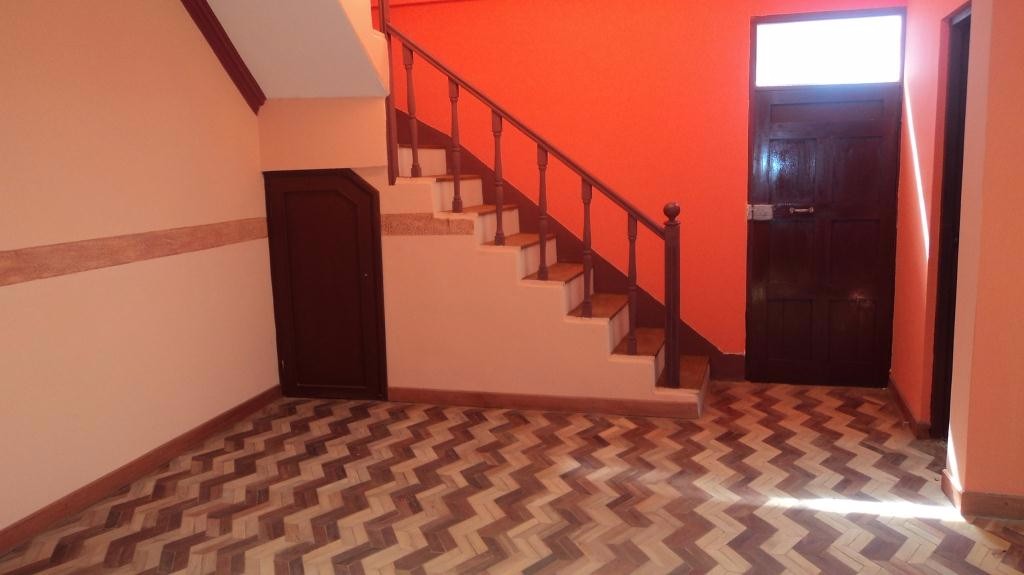 Casa en Villa Bolívar en El Alto 10 dormitorios 5 baños 1 parqueos Foto 7