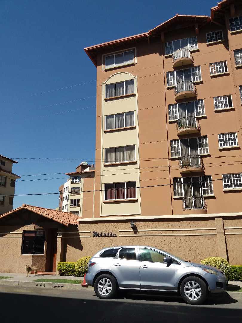 Departamento en Venta
VENTA DE DEPARTAMENTO ZONA CALA CALA ACEPTA FINANCIAMIENTO BANCARIO CON GARAJE  Foto 5