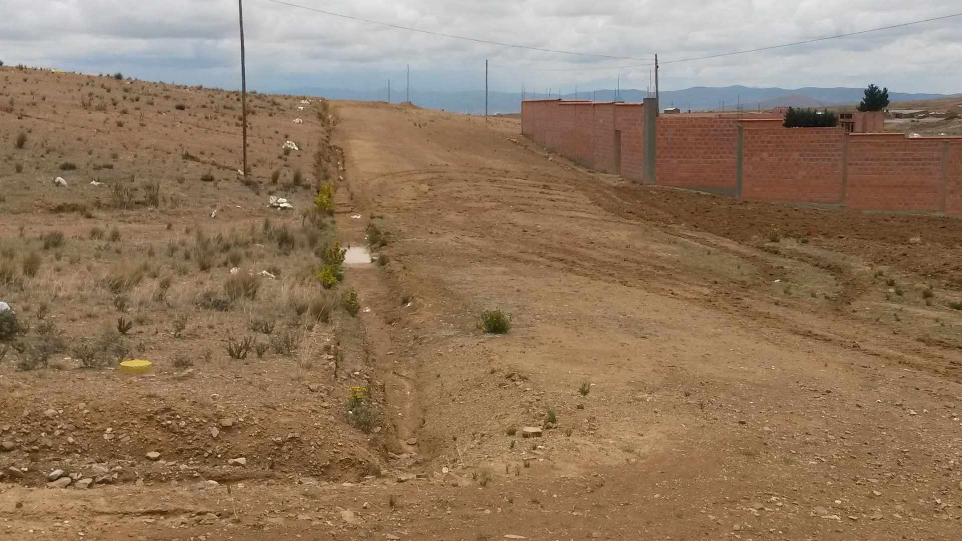 Terreno Carretera La Paz - Oruro Foto 3