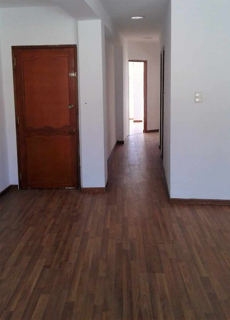 Departamento en VentaIrpavi Calle Buganvilla (18B) 3 dormitorios 2 baños 1 parqueos Foto 7