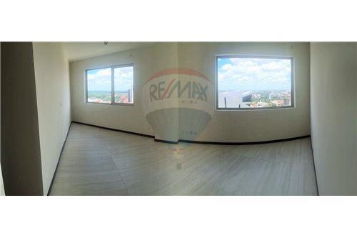 Departamento en VentaEdificio La Riviera - Equipetrol -Calle Los Cedros Foto 6