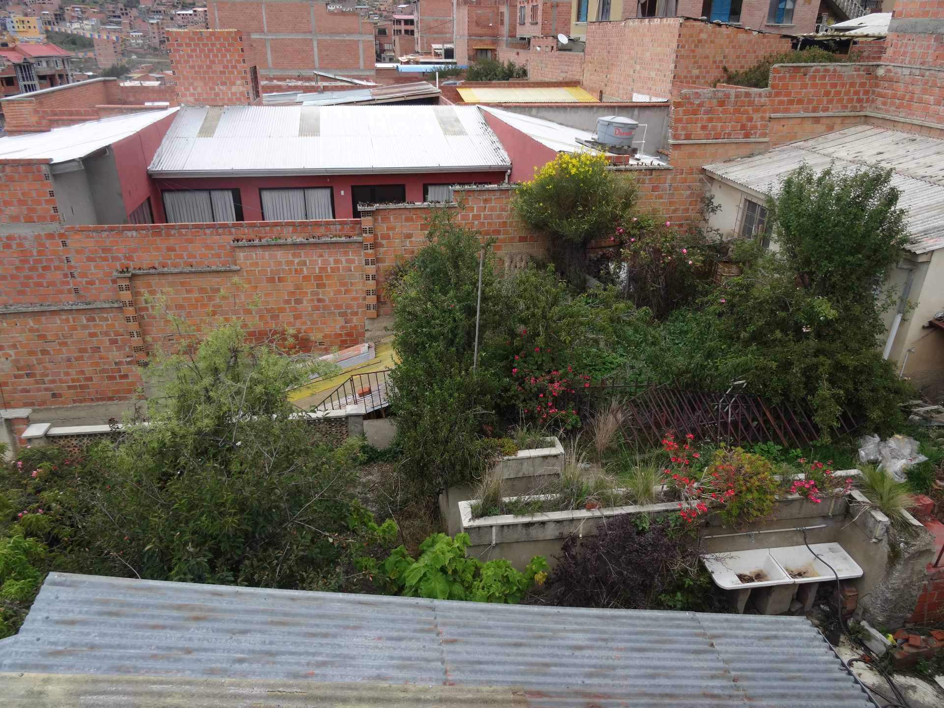 Casa en Pampahasi en La Paz 2 dormitorios 2 baños 2 parqueos Foto 11