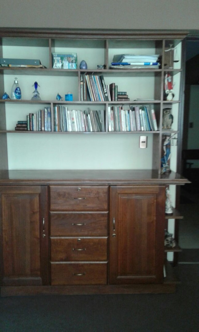 Oficina en VentaEdificio el Profesional en calle Bolivar y Lanza Foto 6