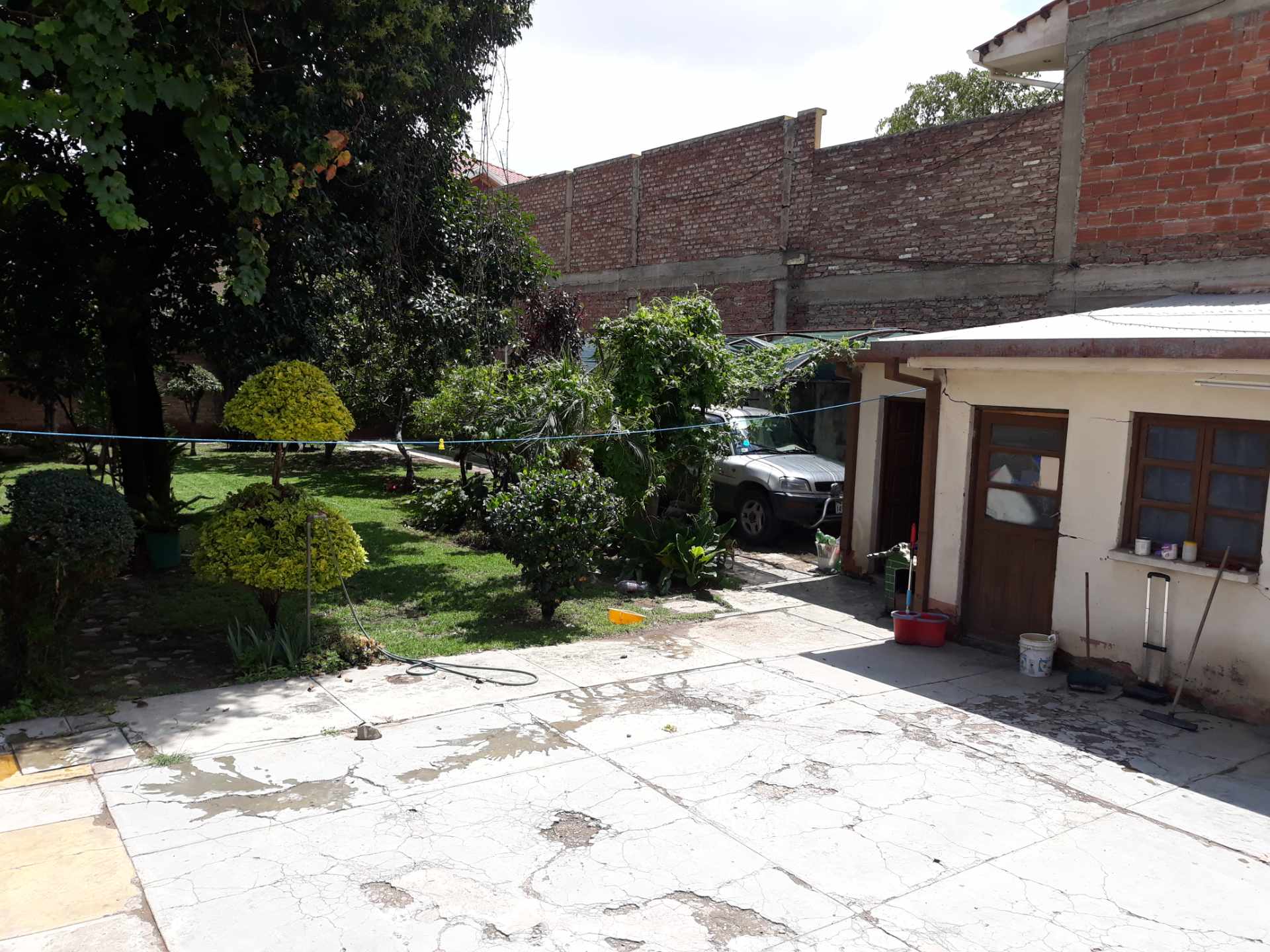 Casa Zona Chimba, puerta principal del parque Mariscal Santa Cruz Foto 3