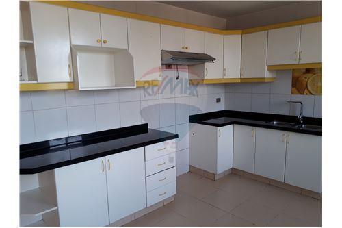 En Alquiler a $us 400 Foto 11