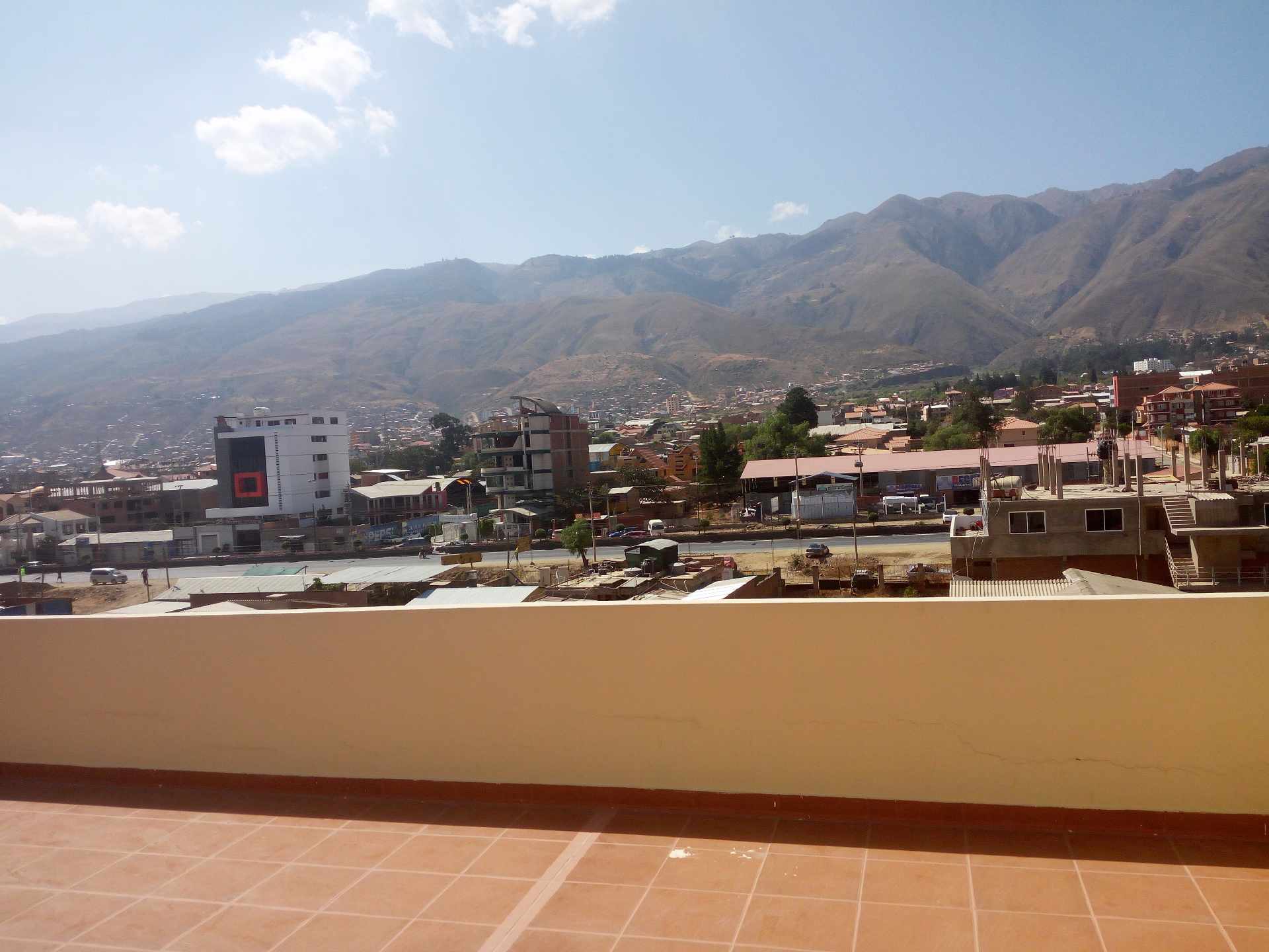 Departamento en Sacaba en Cochabamba 3 dormitorios 2 baños 1 parqueos Foto 9