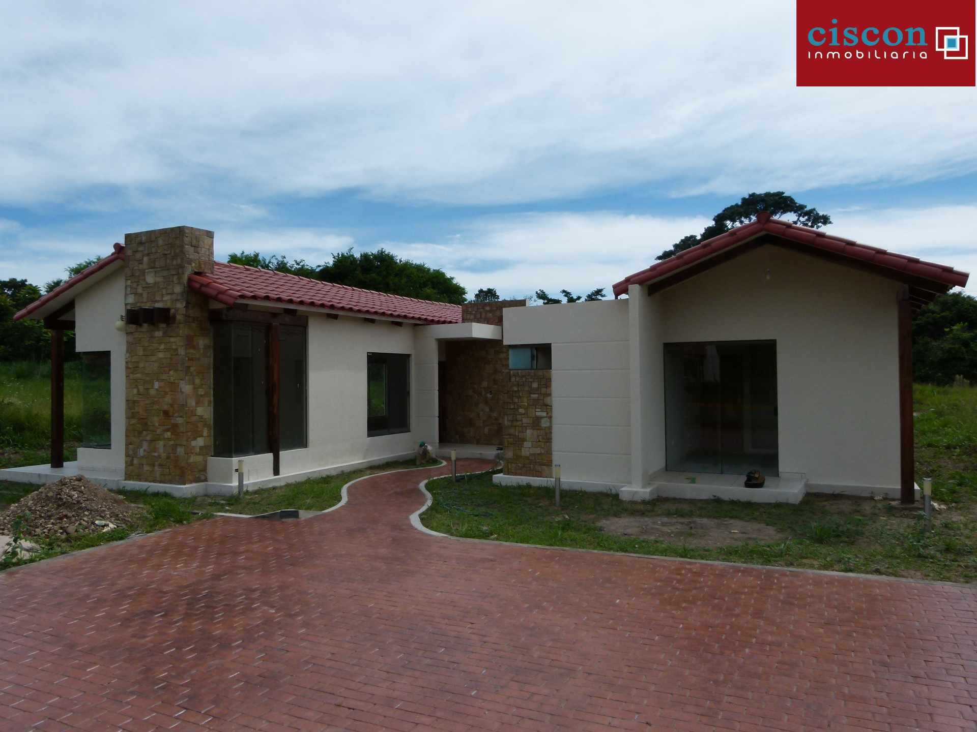 En Venta a $us 180,000 Foto 1