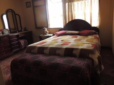 Casa en VentaVENDO CASA DE DOS PLANTAS A MEDIA CUADRA DE LA AVENIDA PERÚ Foto 2