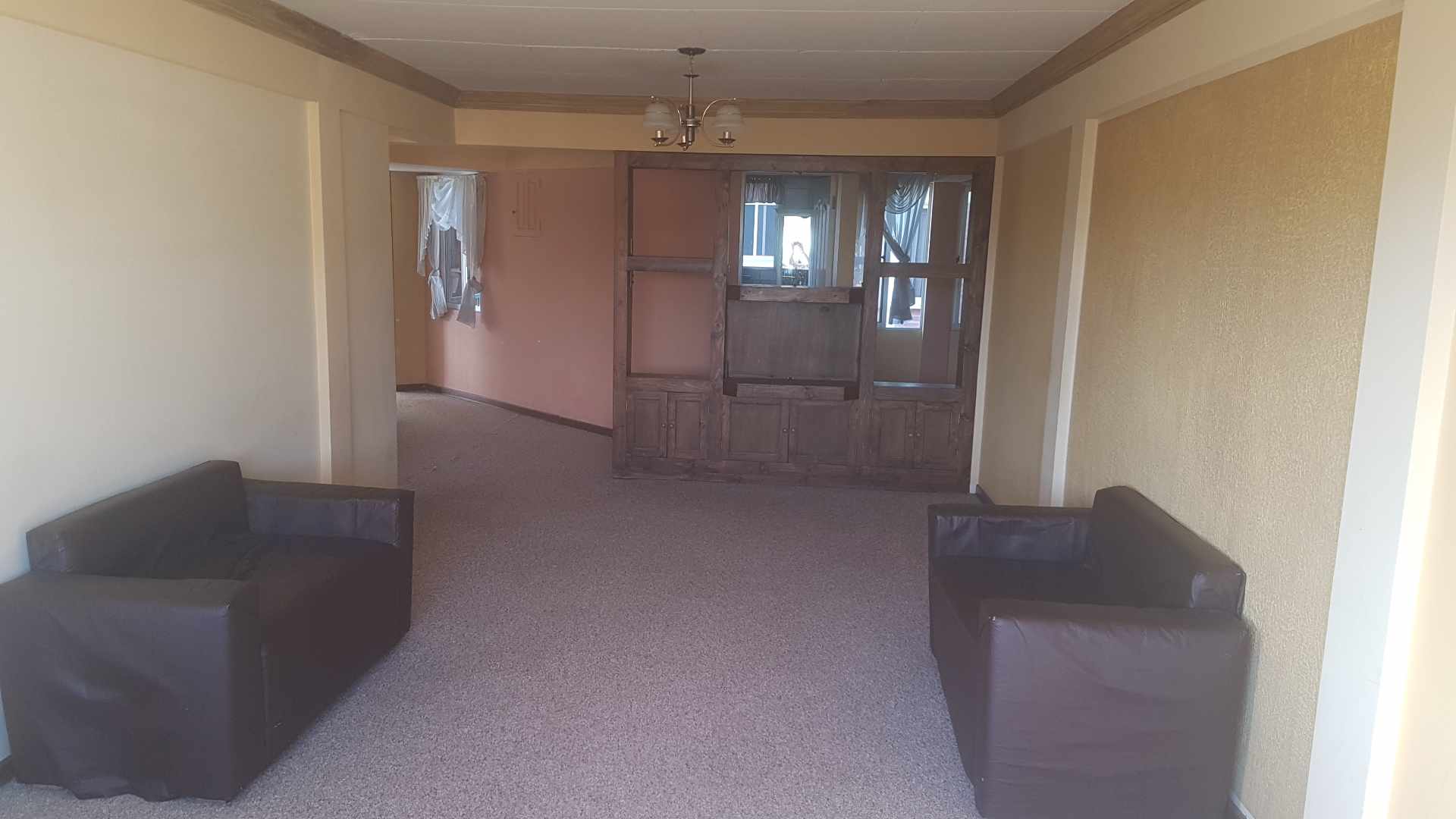 Departamento en AlquilerCondominio Horizonte Av. Circunvalación. Calle innominada 4 dormitorios 2 baños 1 parqueos Foto 12