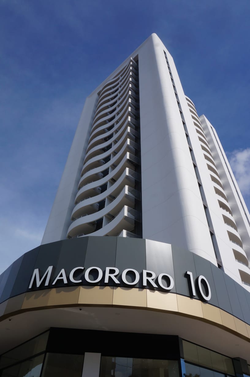 En Alquiler a $us 700 Foto 1