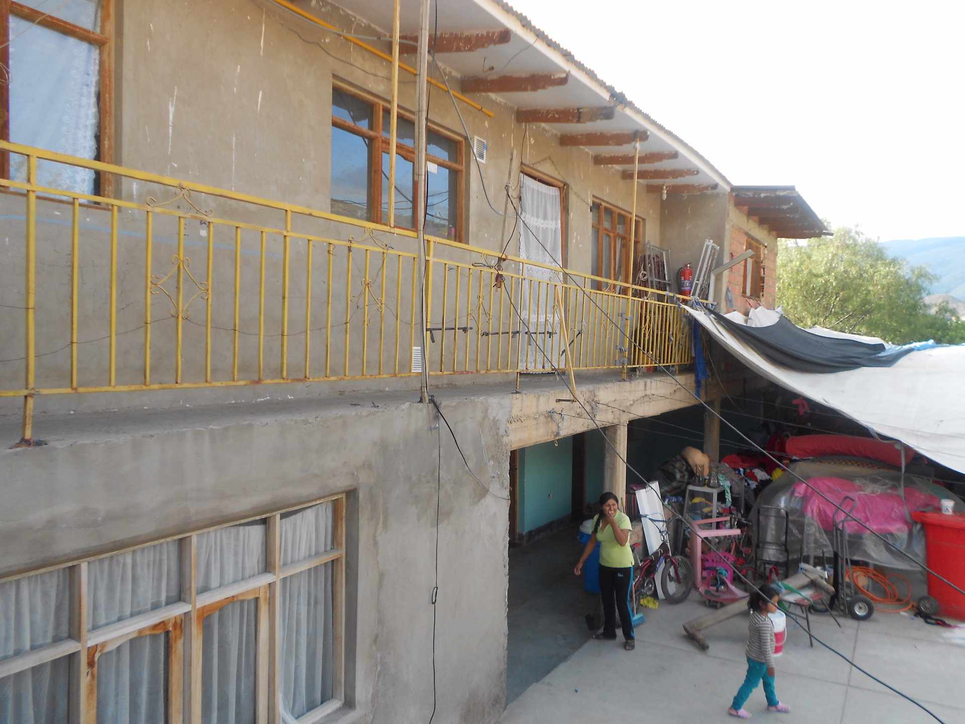 Casa en Alalay en Cochabamba 6 dormitorios 4 baños 6 parqueos Foto 5