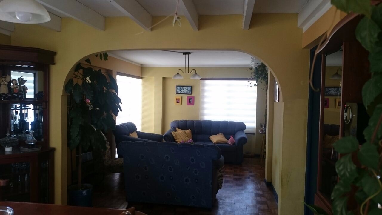 Departamento en Los Pinos en La Paz 3 dormitorios 3 baños  Foto 6