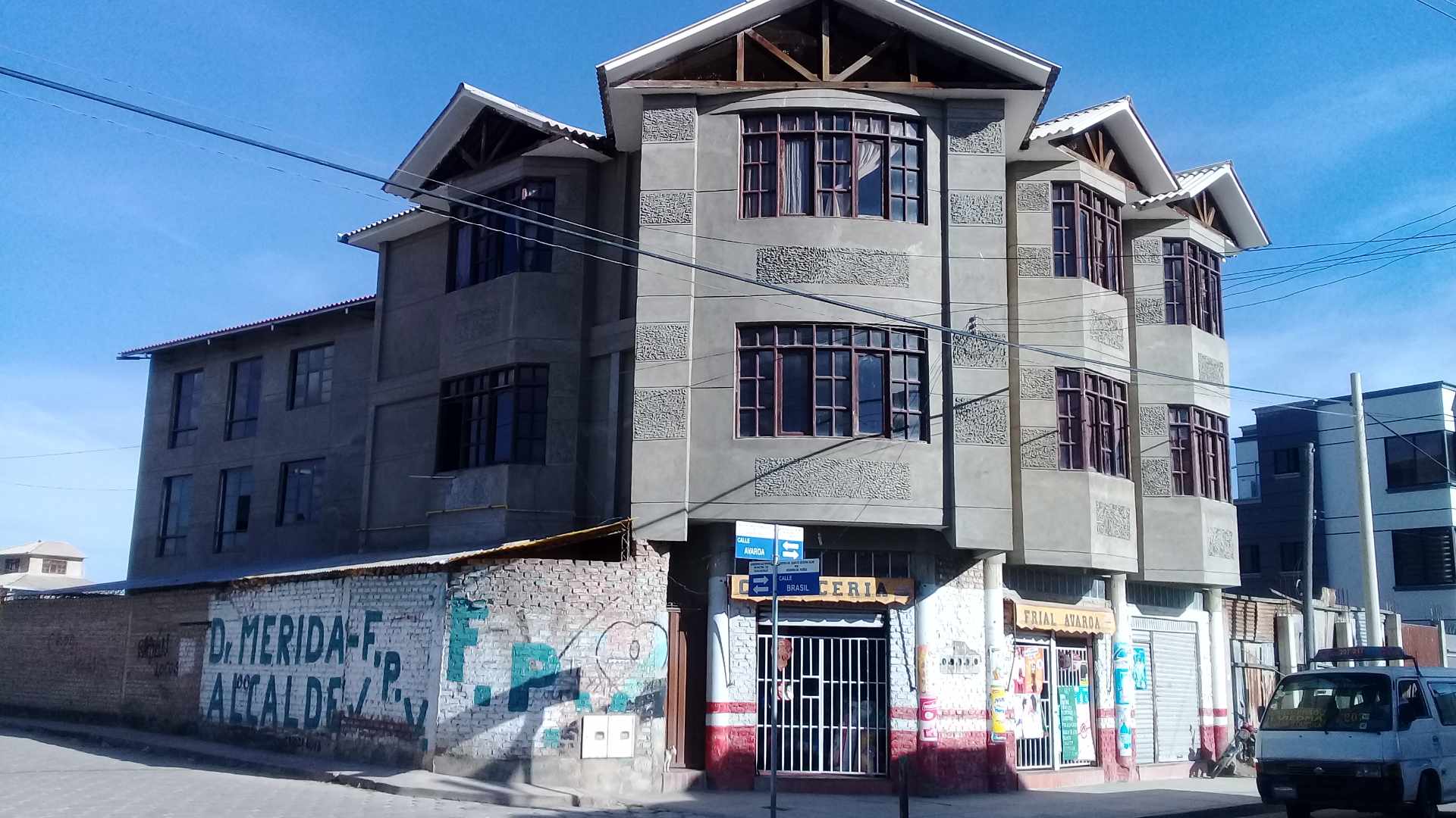 Casa en Quillacollo en Cochabamba 7 dormitorios 4 baños 1 parqueos Foto 1