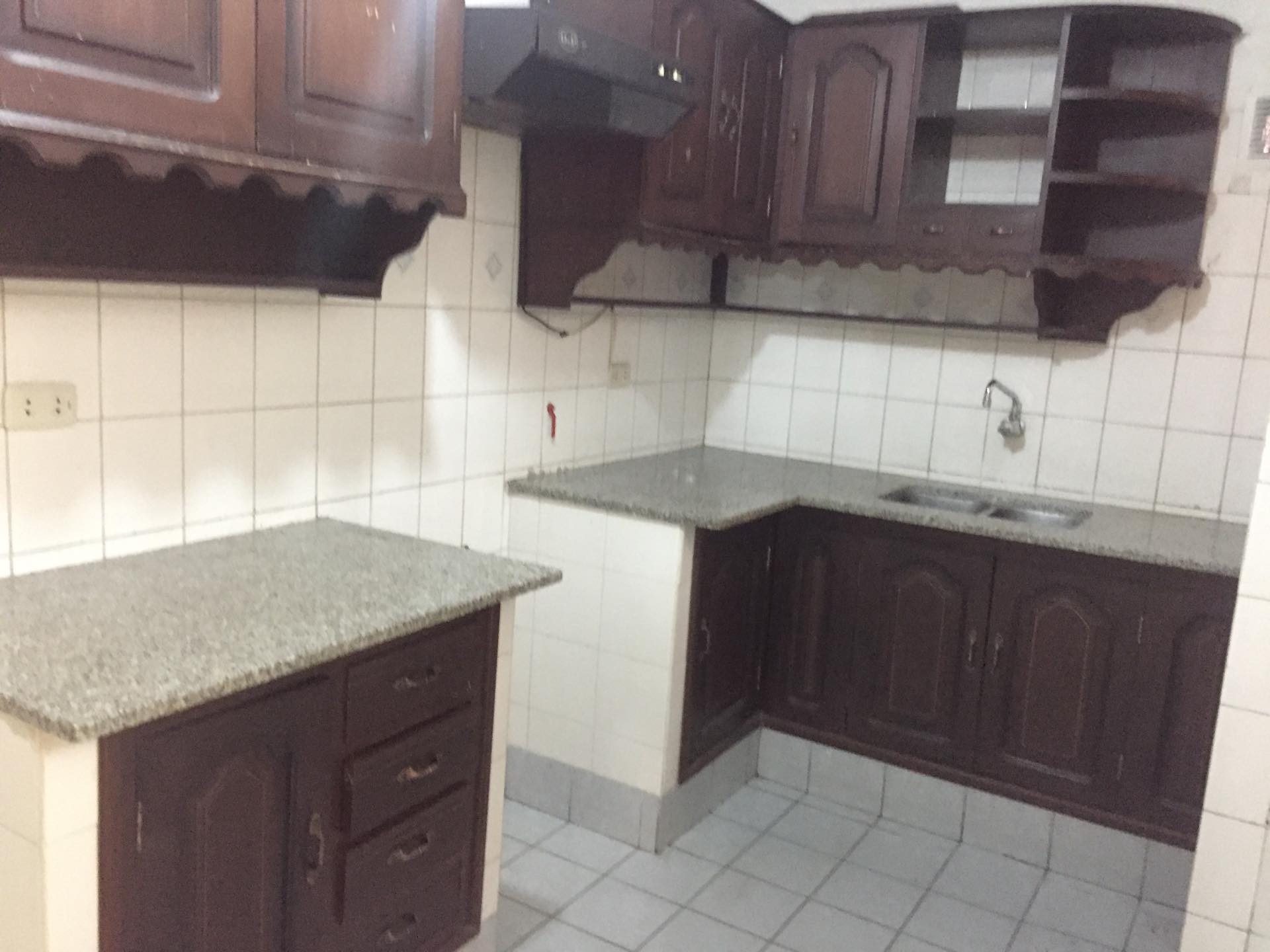 Departamento en VentaCondominio El Paraiso ,c/ Santiago Ortiz # 80 , entre 1 y 2 anillo  2 dormitorios 1 baños  Foto 3