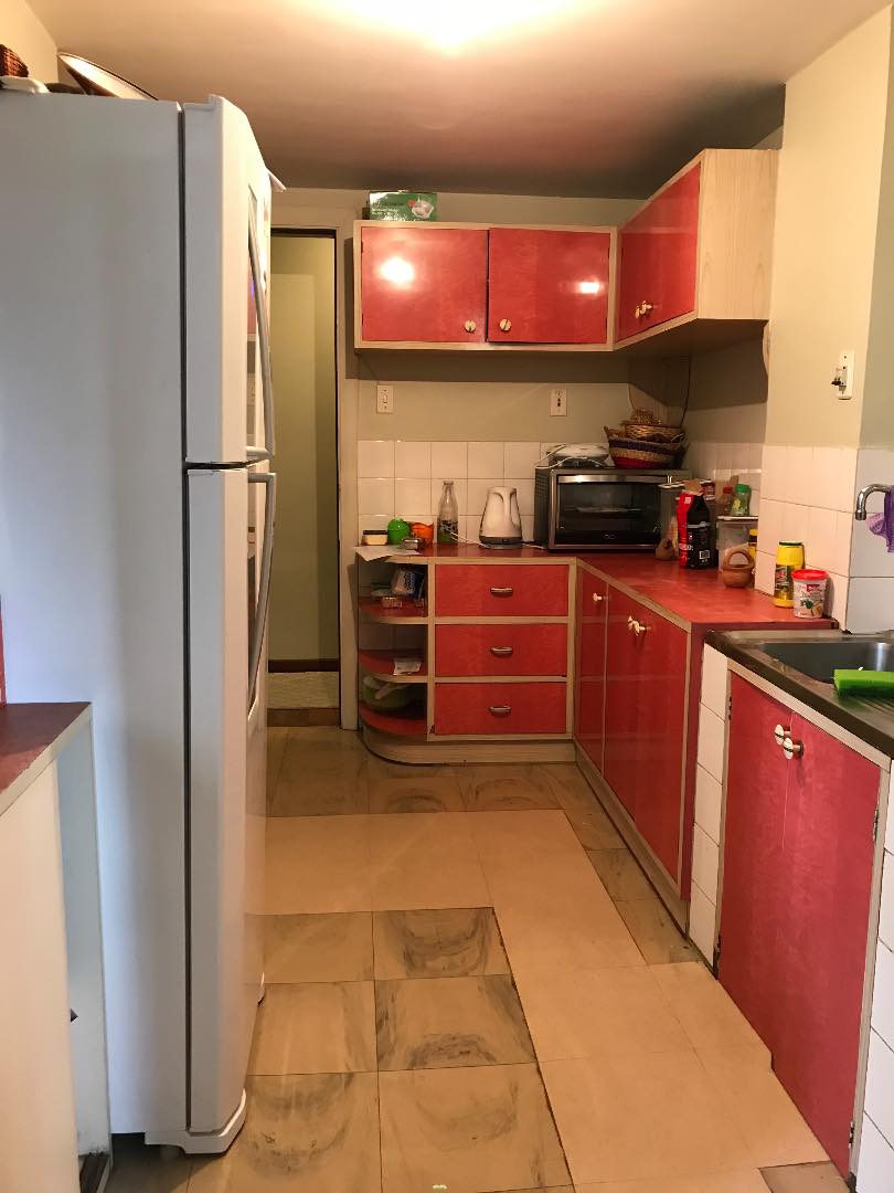 Departamento en VentaAv. 20 de octubre (entre Guachalla y Aspiazu) Edificio Europa Foto 3