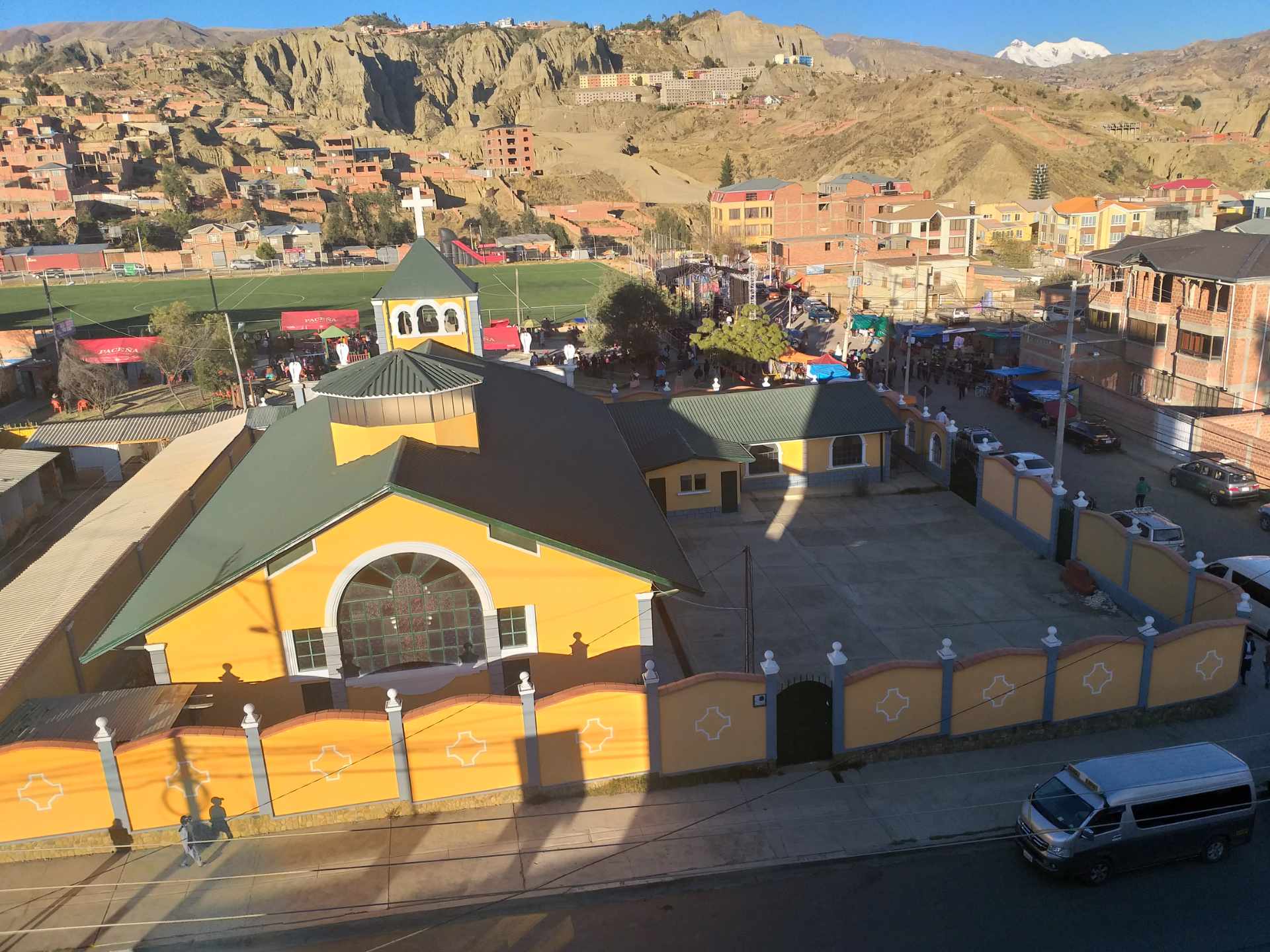 Departamento en Alto Irpavi en La Paz 2 dormitorios 2 baños  Foto 5
