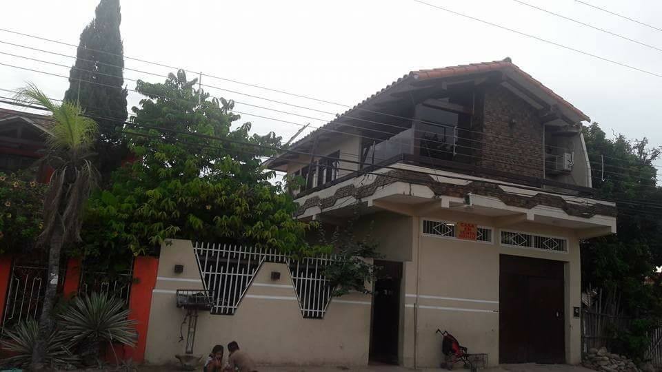 Casa N zona Plan 3000 entre 5° y 6° anillo Barrio Simón Bolivar a media cuadra de la Av/Principa Foto 1