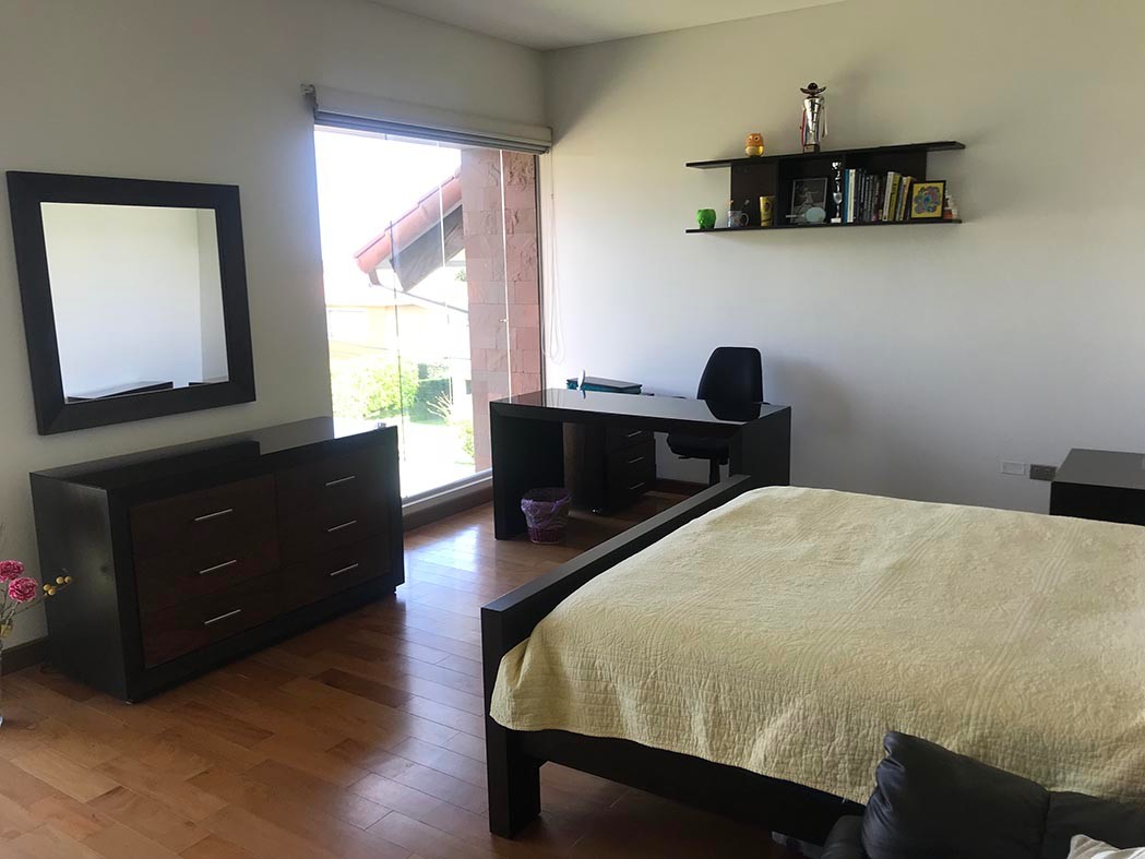 Casa en Noroeste en Cochabamba 5 dormitorios 6 baños 4 parqueos Foto 13