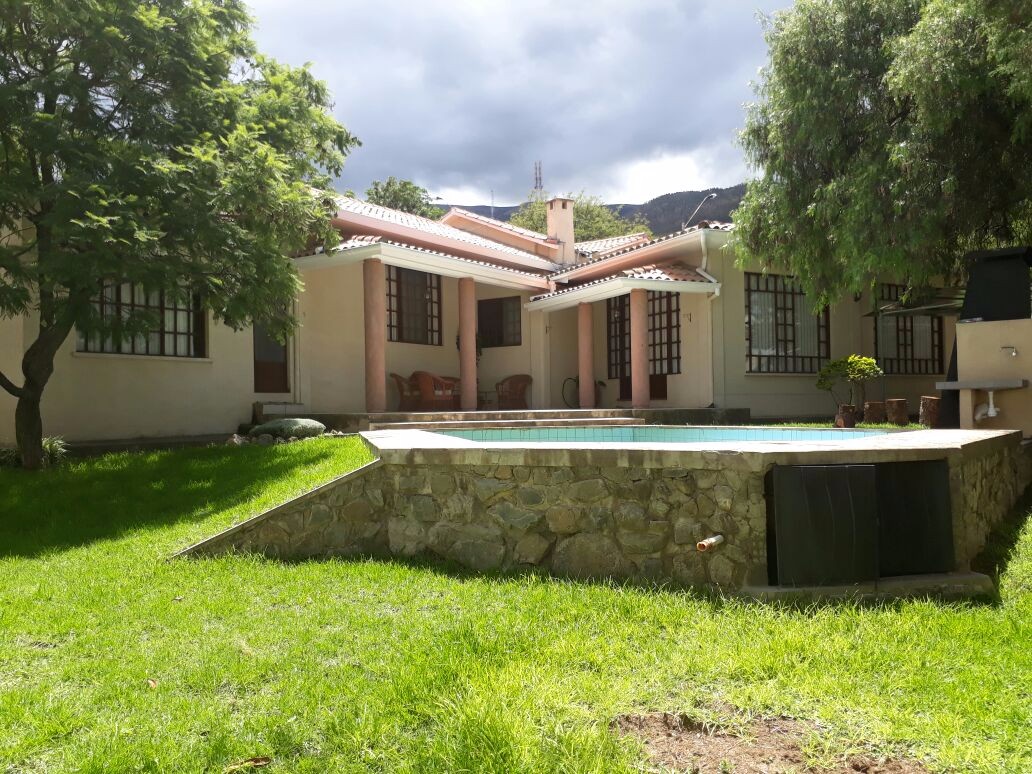 Casa en Temporal en Cochabamba 4 dormitorios 3 baños 3 parqueos Foto 7