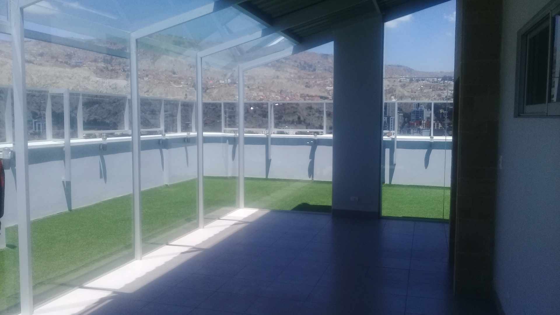 Departamento en Obrajes en La Paz 3 dormitorios 3 baños 1 parqueos Foto 5